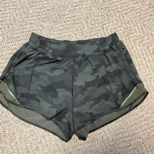 Lululemon shorts camo army green , sz 10